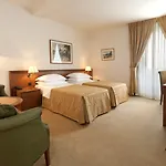 Grand Bonavia Hotel