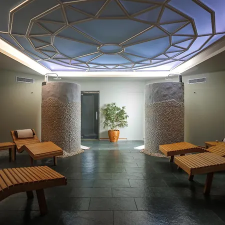 Grand Bonavia Hotel