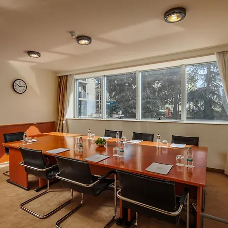 Grand Bonavia Hotel 4*