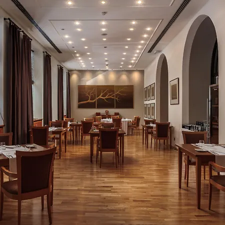 Grand Bonavia Hotel