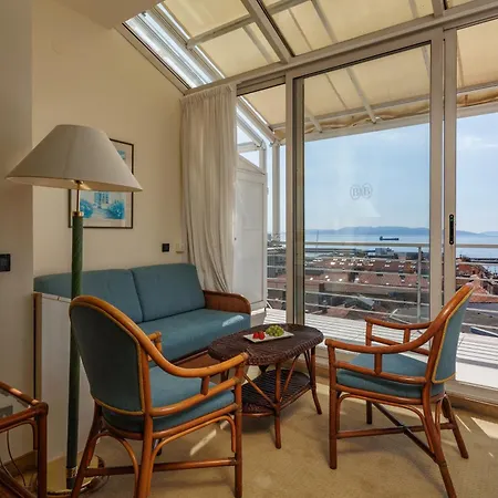 Grand Bonavia Hotel 4*