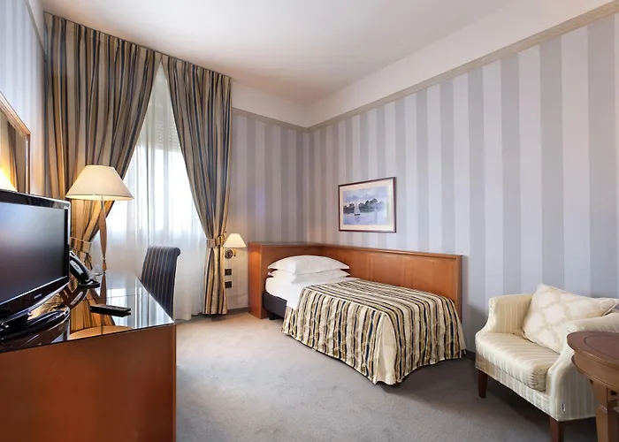Otel Grand Bonavia 4*
