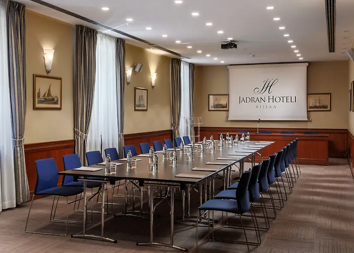 Otel Grand Bonavia 4*